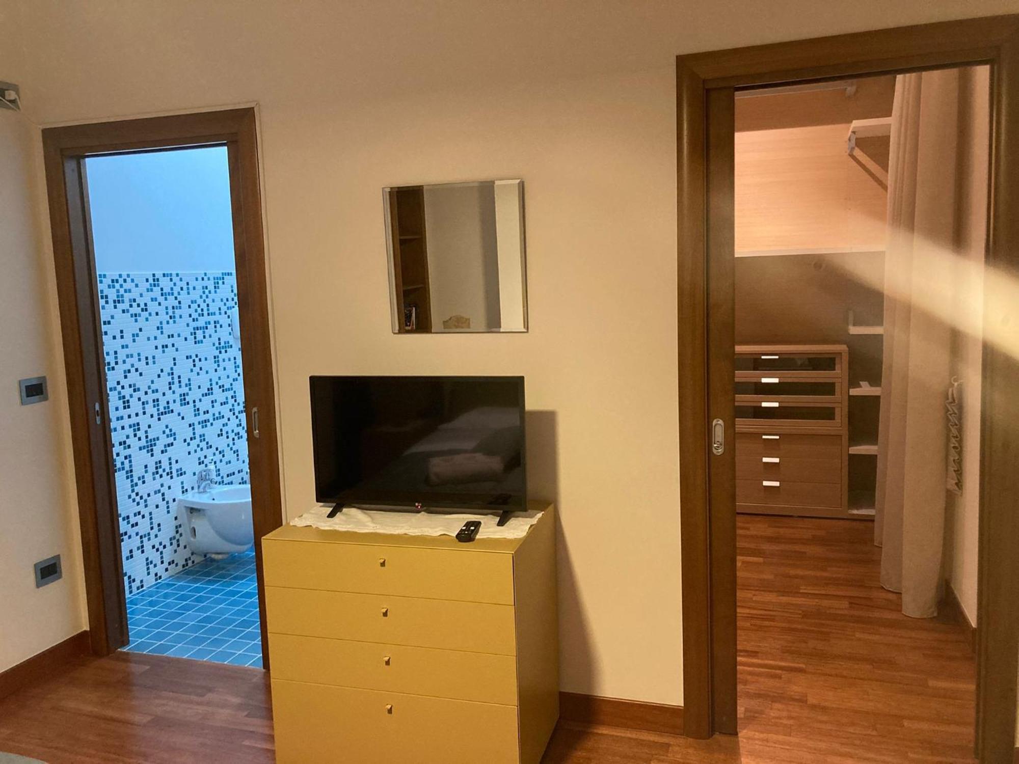نابولي B&B Da Paola المظهر الخارجي الصورة